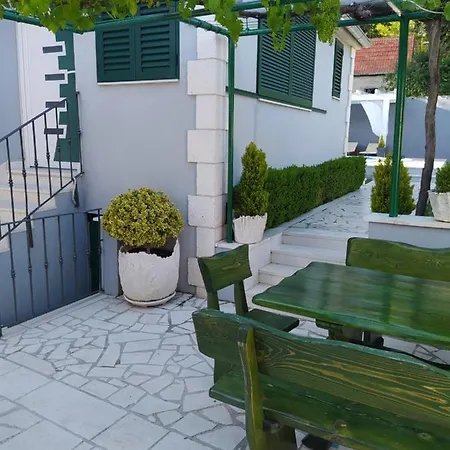 Holiday Zezevica Holiday home *
