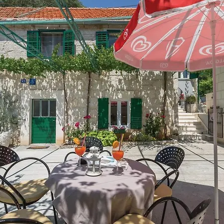 Holiday home Holiday Zezevica